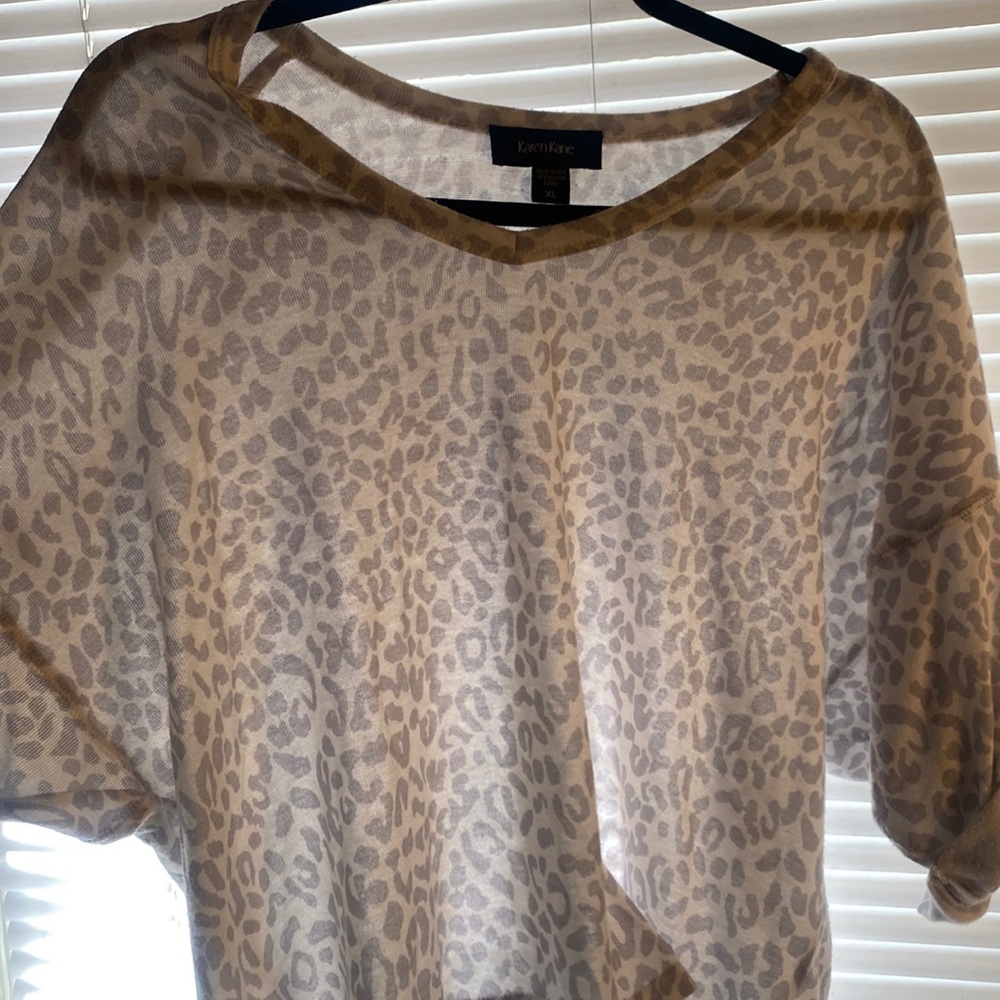 karen and kane top